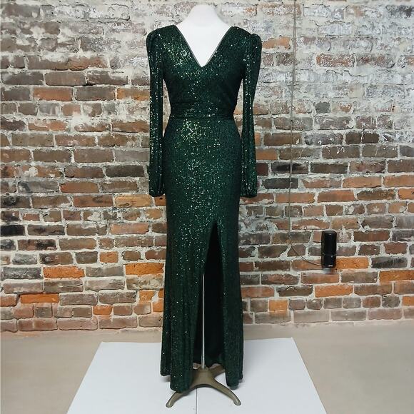 $250 NWT Xscape Formal Evening Gown Size 4 Green Sequin Wedding Party Dress - Picture 3 of 12